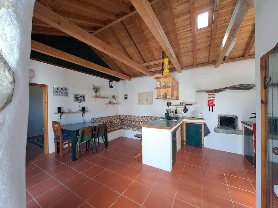Casita - Your Home In Flores Lajes das Flores Экстерьер фото
